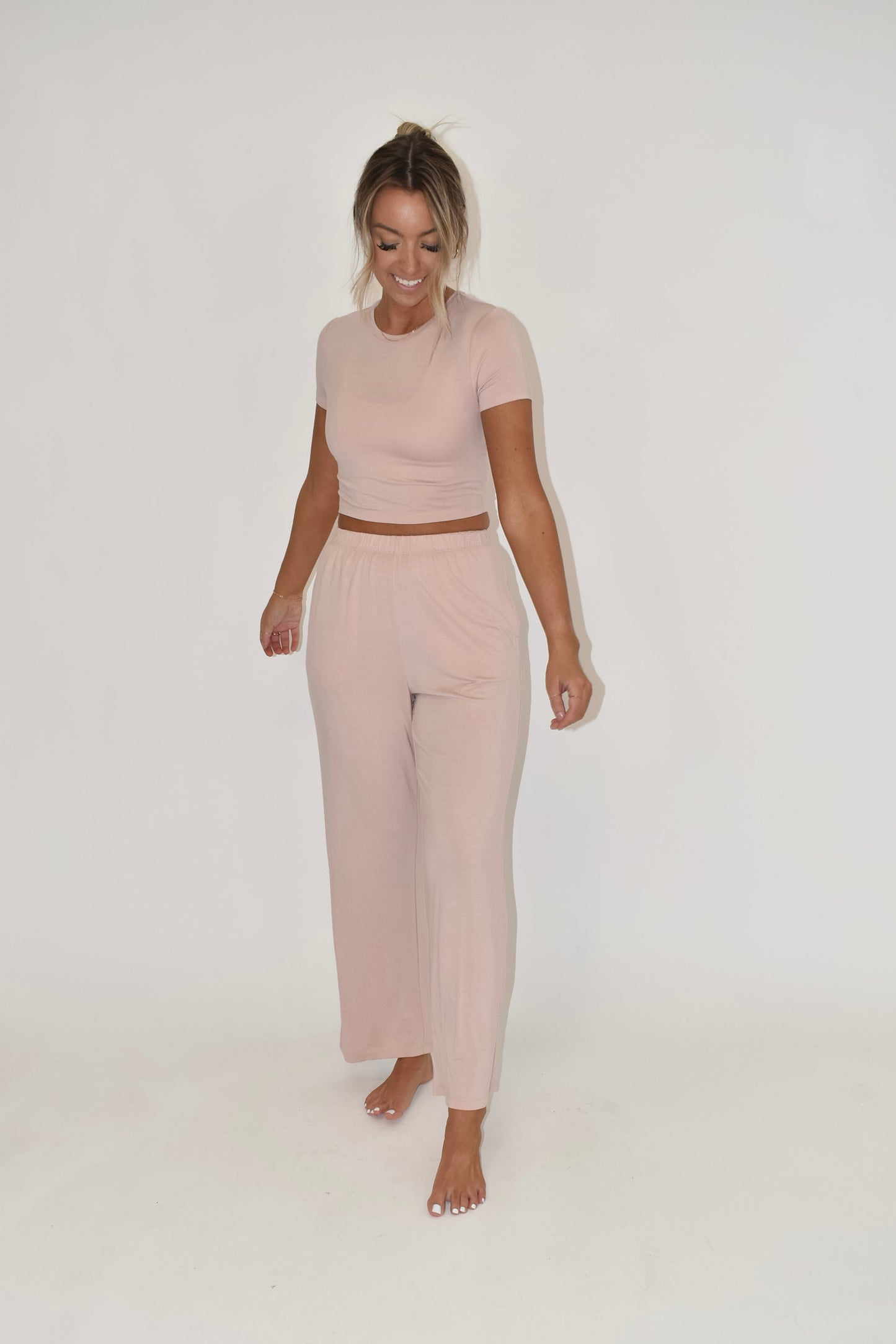 Light Pink Short Sleeve Crop Top (part of a matching set)