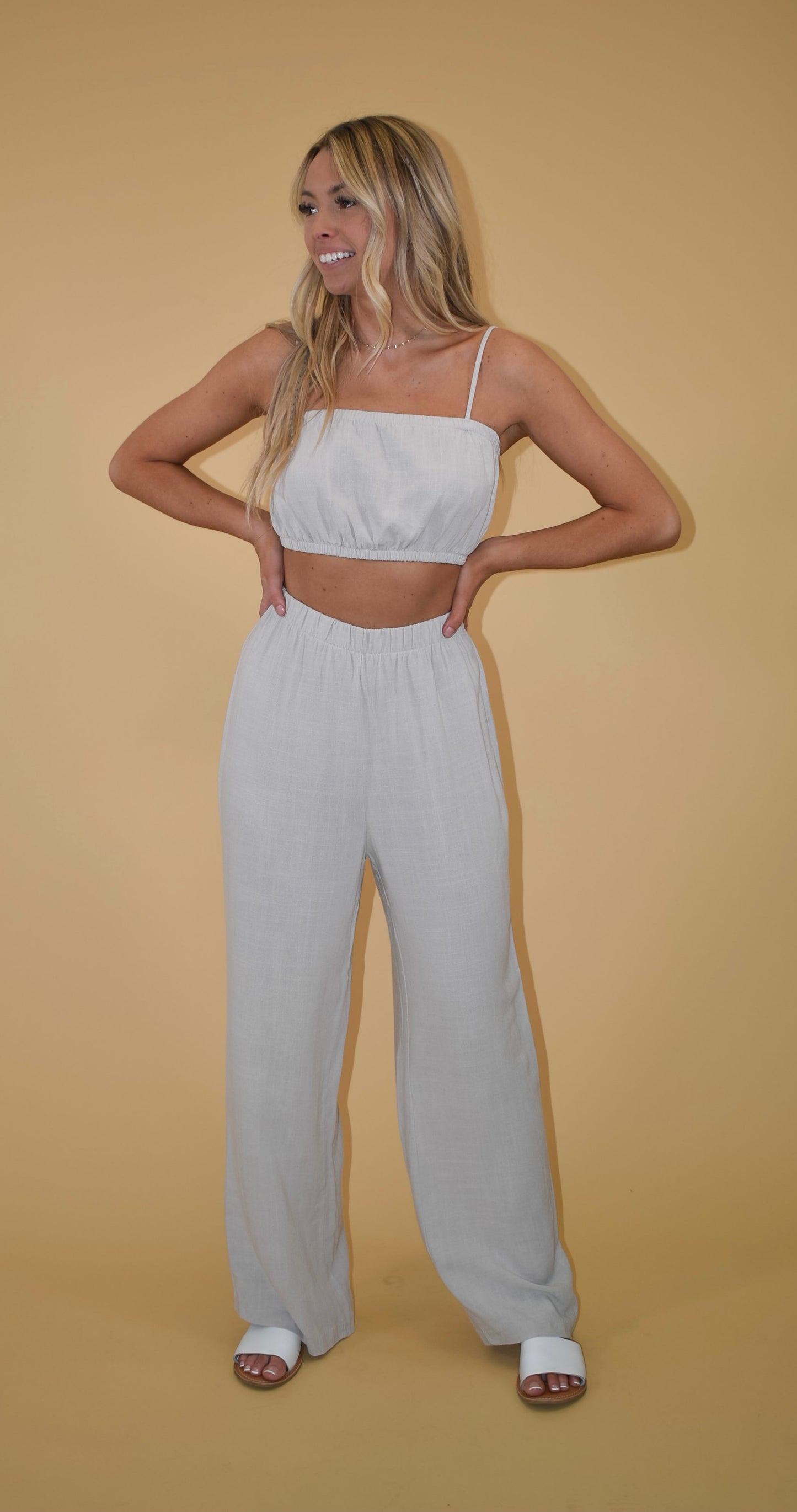 Ceramic Linen Blend Bubble Crop Top