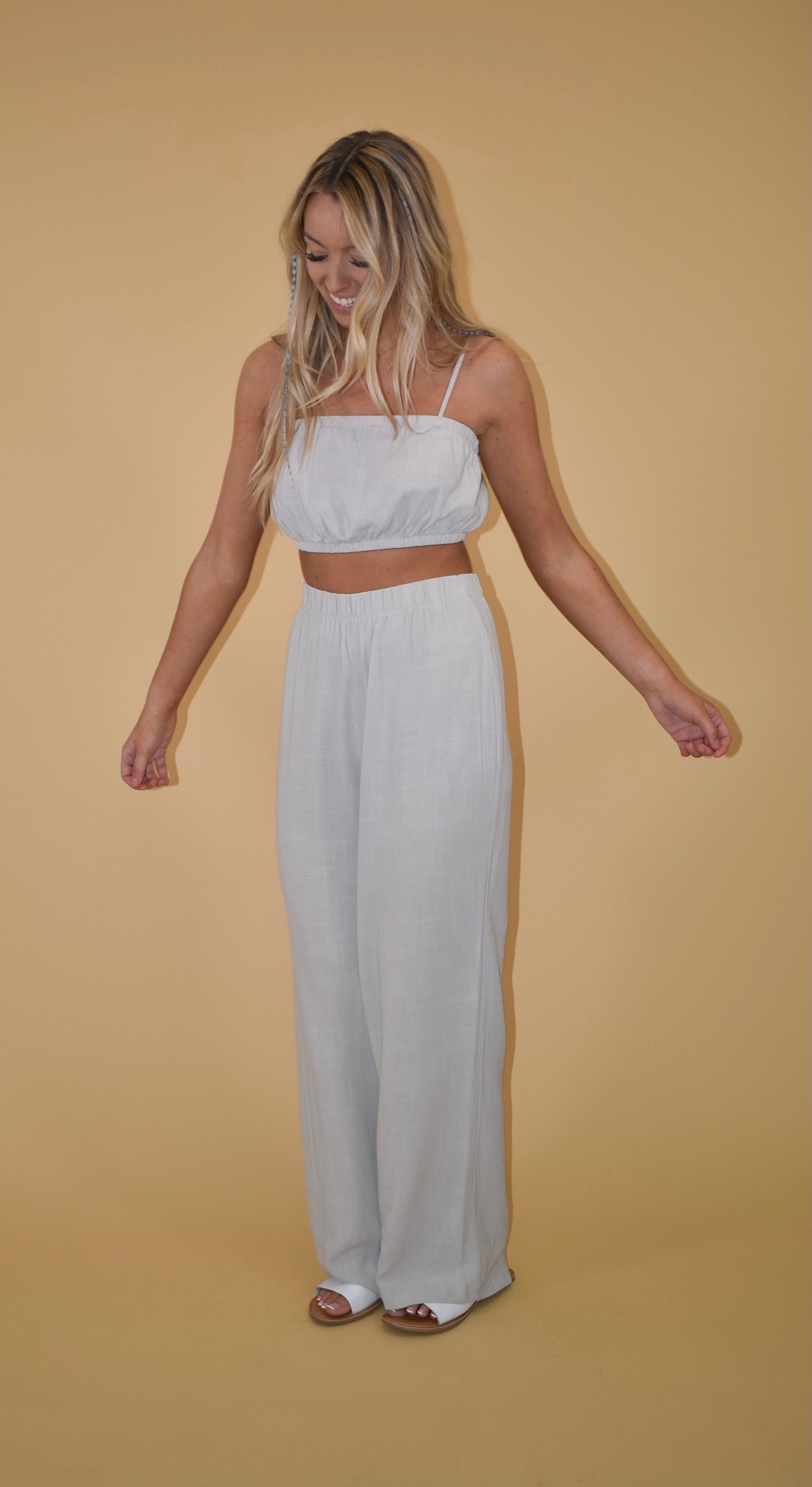 Ceramic Linen Blend Bubble Crop Top