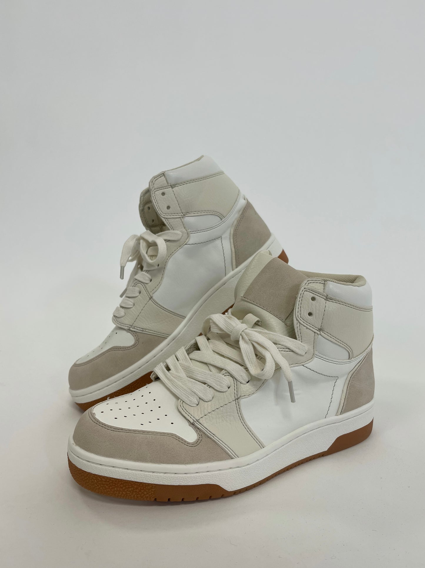 SHU SHOP Rebecca Bone Sneaker