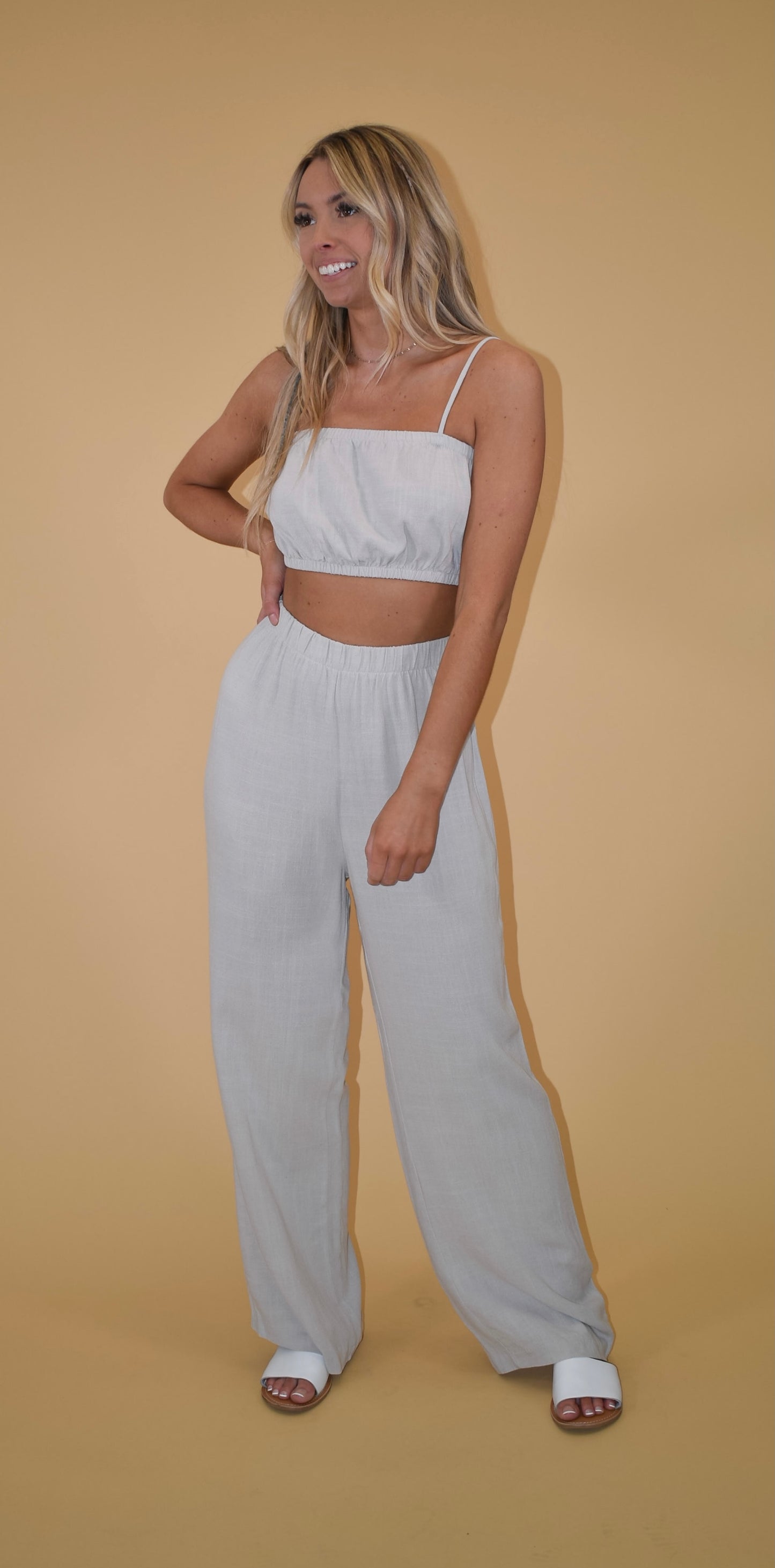 Ceramic Linen Blend Bubble Crop Top