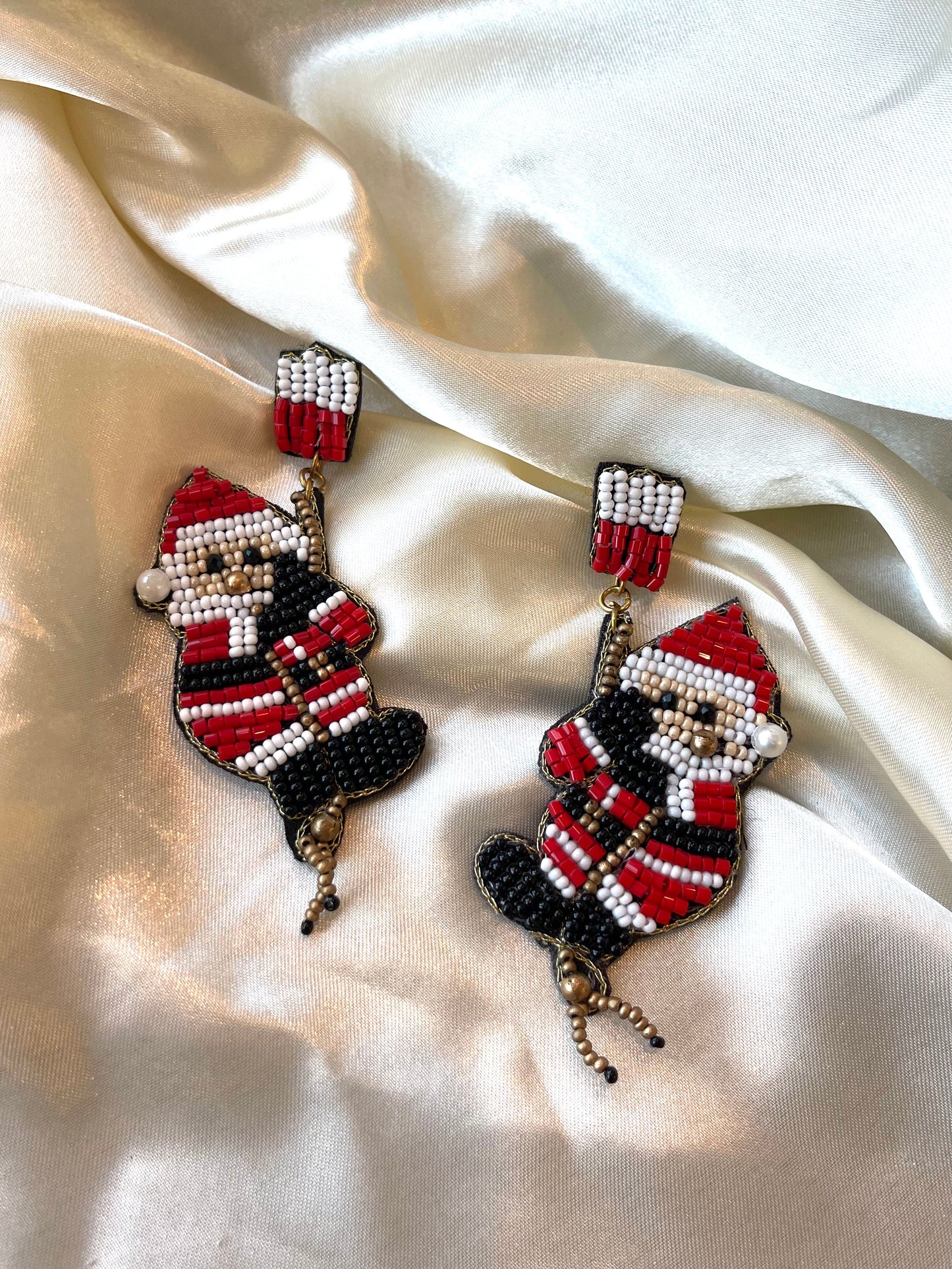 Santa Claus Christmas Beaded Earrings