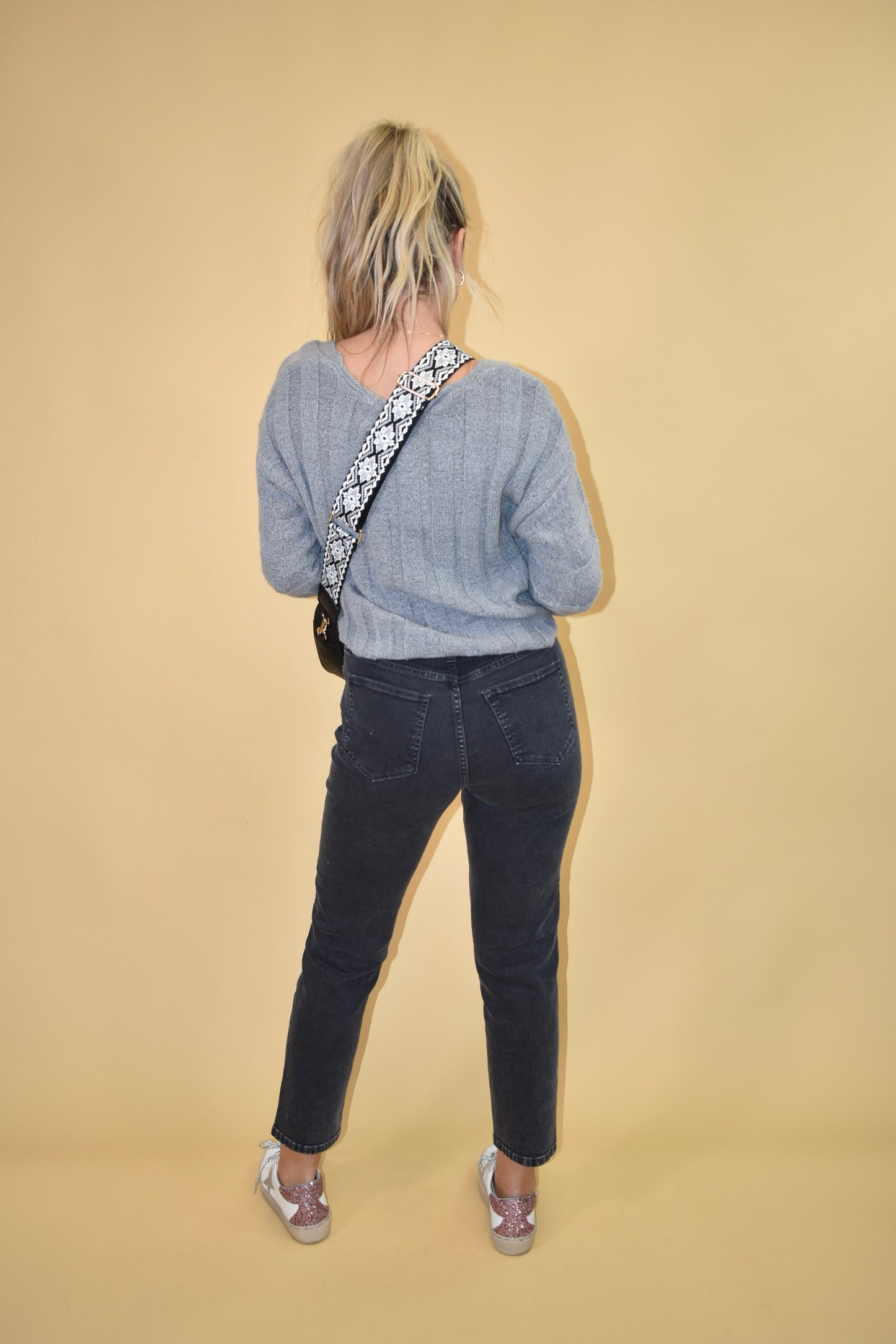 Heather Gray V-Neck Cropped Sweater