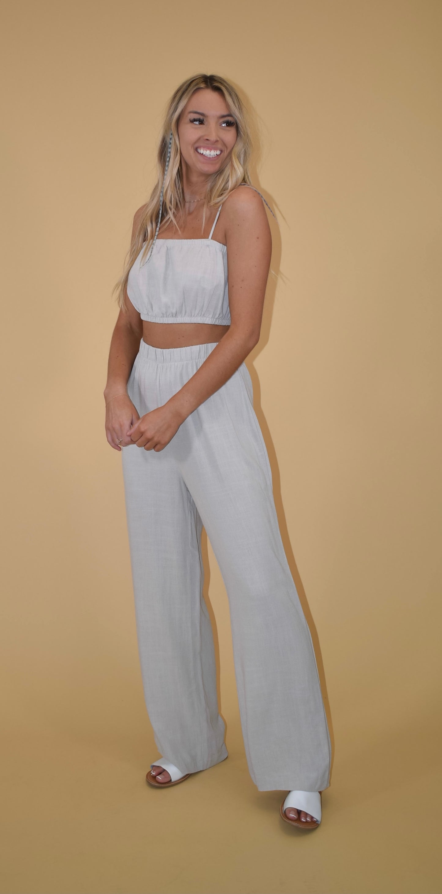 Ceramic Linen Blend Bubble Crop Top